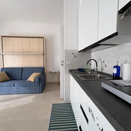 Blue Iris - - Laghi Svizzera Apartment *